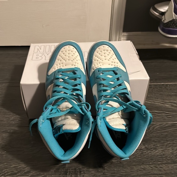 Nike dunks size 11 - Picture 3 of 4